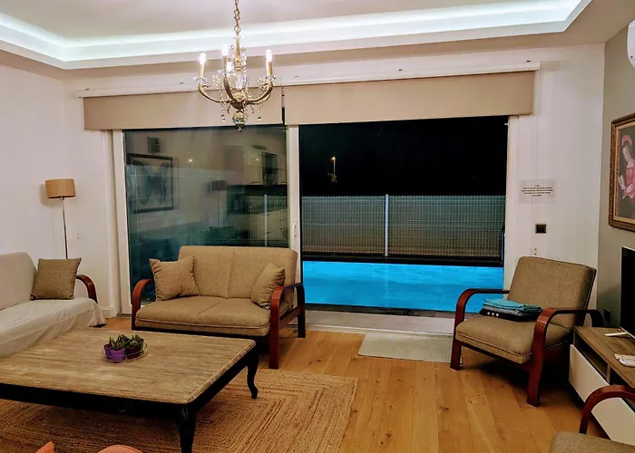 Villa Atlas